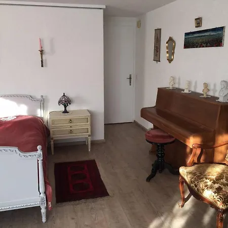 Homestay Double In House Near The Forest